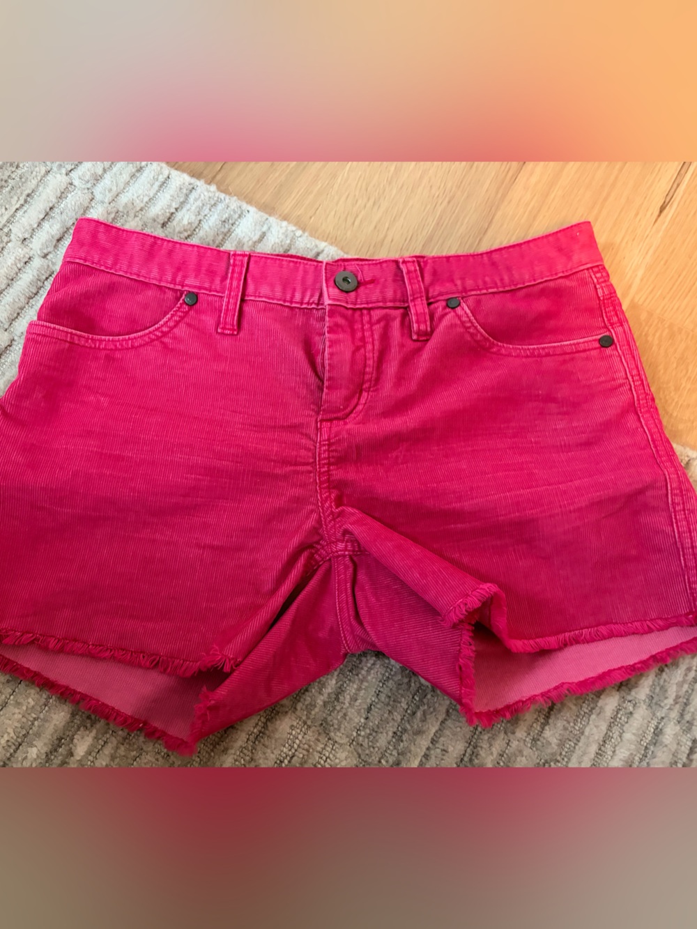 Carve Designs Dogtown Pink Corduroy Shorts size 4